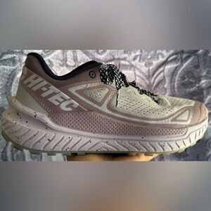 Hi-Tec Athletic Shoes in Gray and Pink